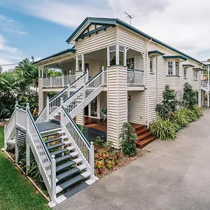 Balmoral Queenslander Brisbane