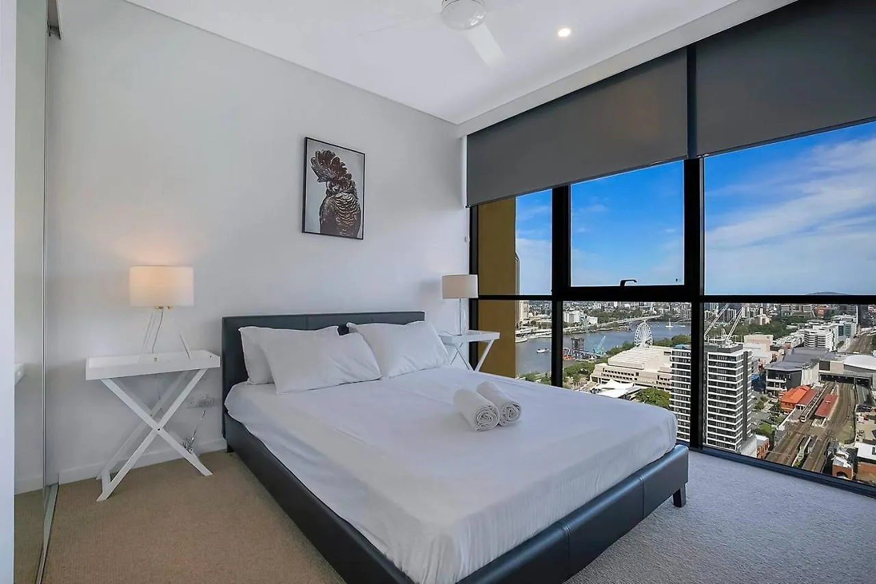 Apartment Soaring Skyline On Southside At Resort-Style Stay Brisbane