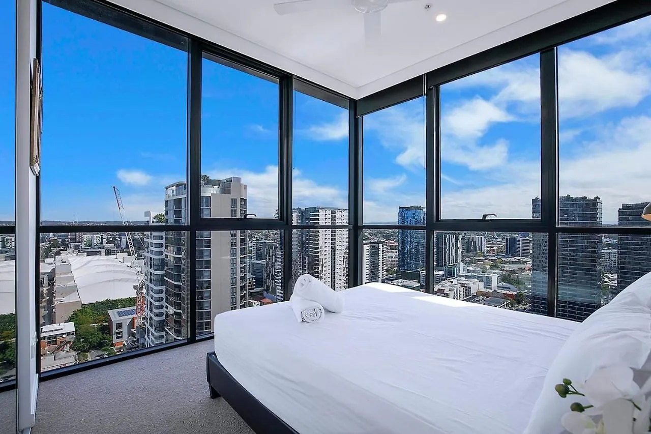 Soaring Skyline On Southside At Resort-Style Stay Brisbane